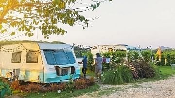 Discover the best camping and campsites in Gouves Crete. Whether you're looking for an RV-friendly location, an organized campsite with all the amenities, or a secluded spot to pitch your tent, this guide will help you find the perfect camping location, phone number and address, along with driving directions, map location, operating hours, and business details. To ensure yourself a comfortable accommodation, make sure to check the amenities and facilities available at each campsite, such as Wi-Fi, on-site restaurants, refrigerators, air conditioning, sea-related activities, water sports and nearby attractions. Enjoy the long sandy beach in Kato Gouves and find the best camping to book for your holiday this summer on Crete island!