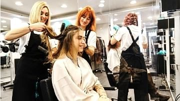 Are you looking for the best hair salons and barber shops in and around Gouves Crete? Find the perfect hairdresser for your needs and get the perfect hairstyle in one of the amazing hair salons in Kato Gouves to transform your look. Discover the optimal destination for the ideal hair cut, trim or shave to meet all your grooming requirements. Our guide provides useful information for the best hairdressers and barbers in Kato Gouves, Pano Gouves and nearby, including map location, driving directions, and phone and contact details. From traditional styles to the trendiest fashions, you can find the perfect barber and hairdresser to accommodate your needs during your holiday on Crete island.